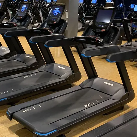 Beethoven Dreesen - Furnished By Boconcept Bona