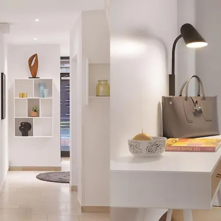 Beethoven Dreesen - Furnished By Boconcept Bonn