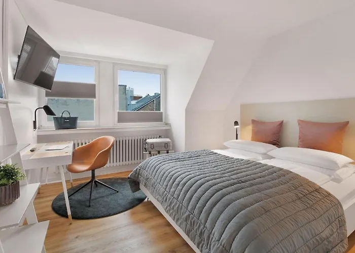 Beethoven Dreesen - Furnished By Boconcept