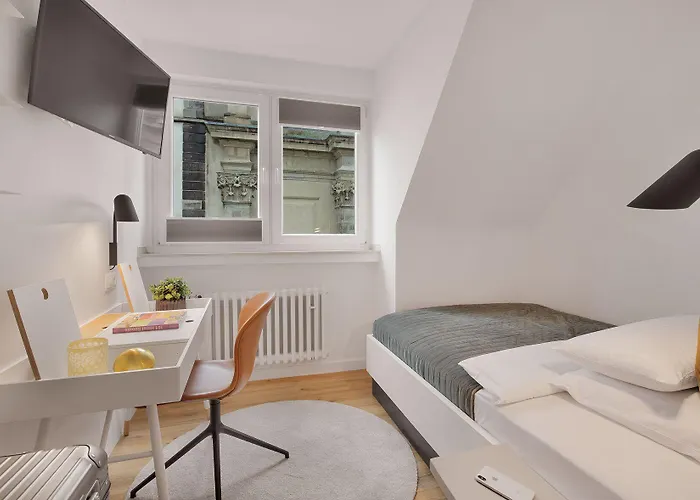 Beethoven Dreesen - Furnished By Boconcept Bonn